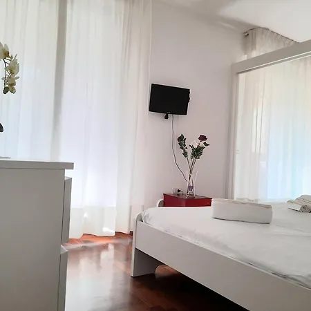 Rossini Parking Апартаменты *